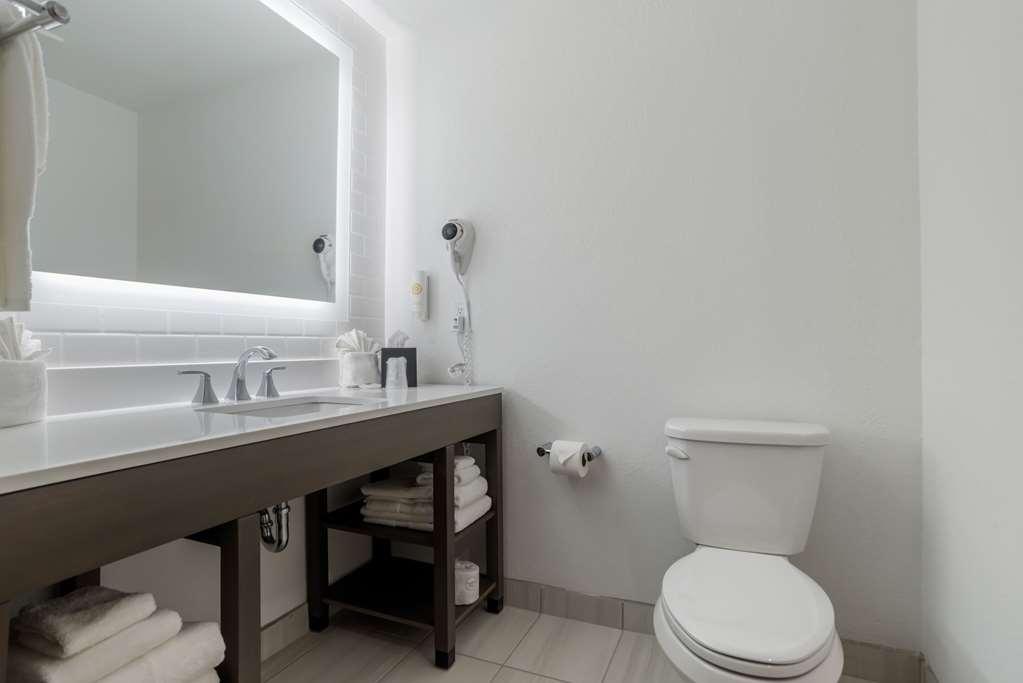 Comfort Inn & Suites Panama City Beach - Pier Park Area Екстериор снимка