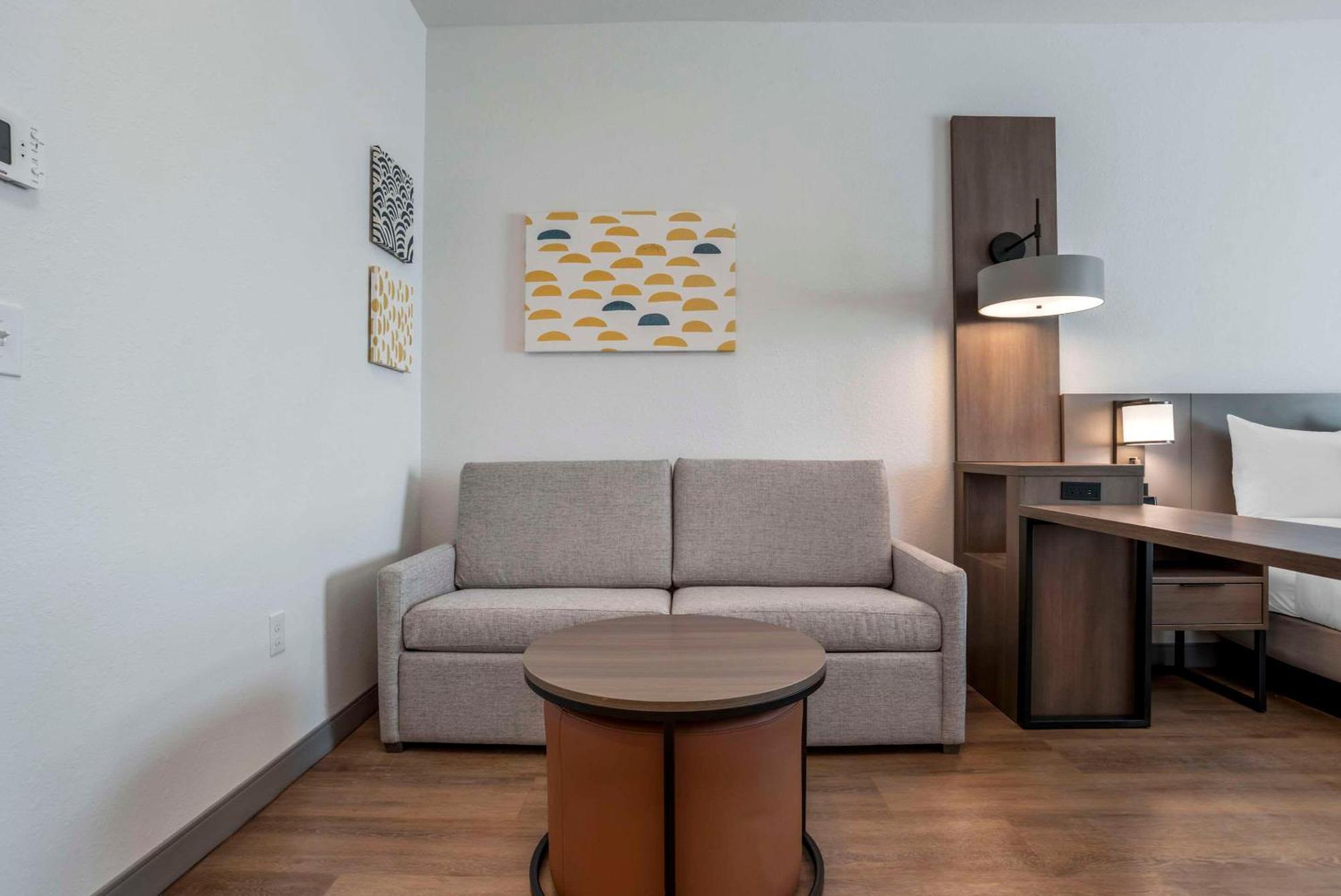 Comfort Inn & Suites Panama City Beach - Pier Park Area Екстериор снимка
