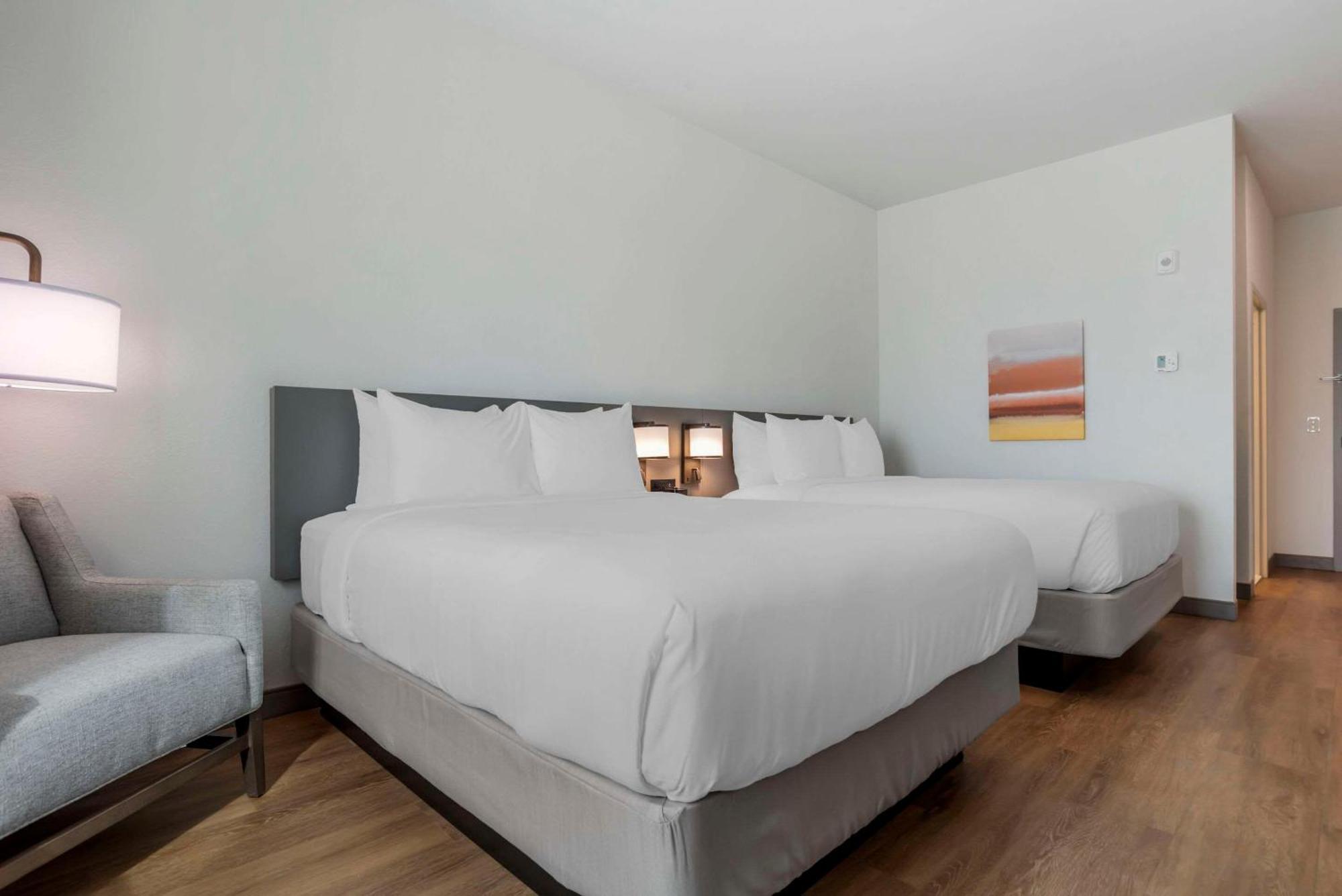 Comfort Inn & Suites Panama City Beach - Pier Park Area Екстериор снимка