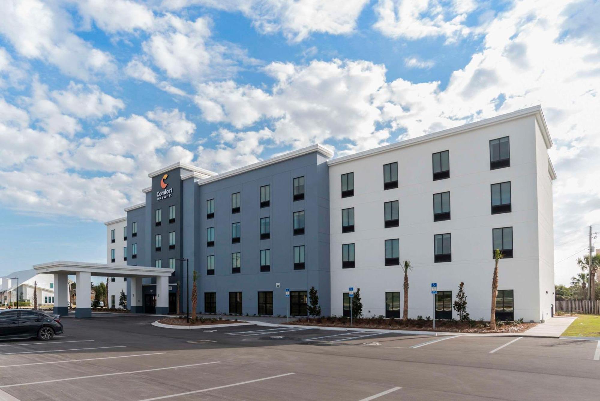 Comfort Inn & Suites Panama City Beach - Pier Park Area Екстериор снимка
